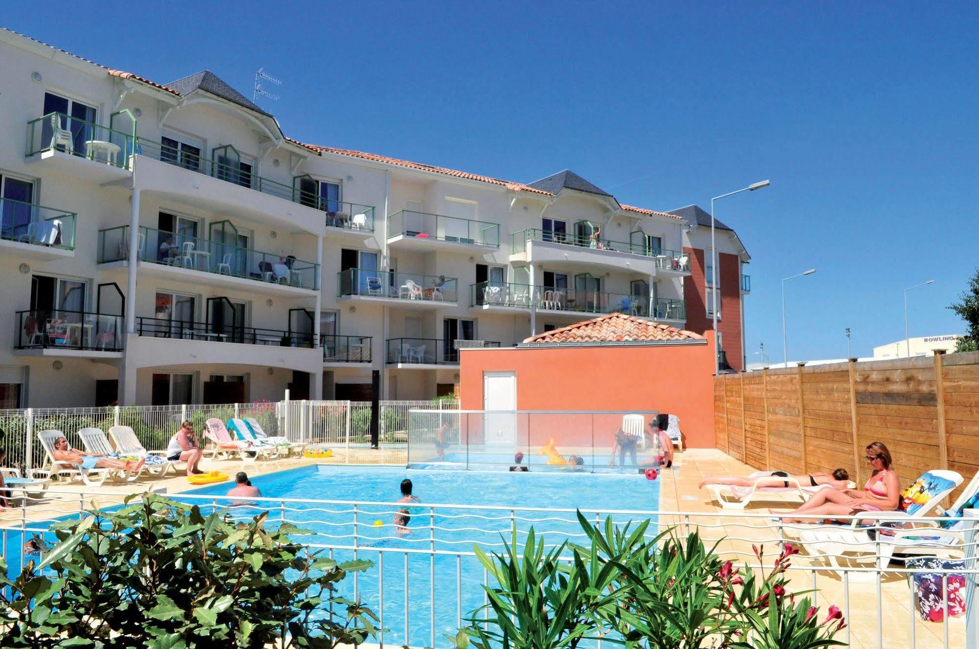 Vacanceole - Les Jardins De L'Amiraute Les Sables-dʼOlonne Exterior foto